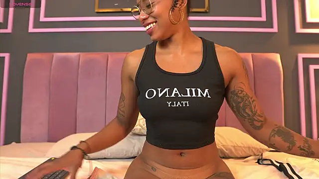 kelly_thomson webcam