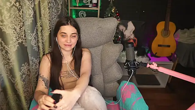 delicatedBailey webcam