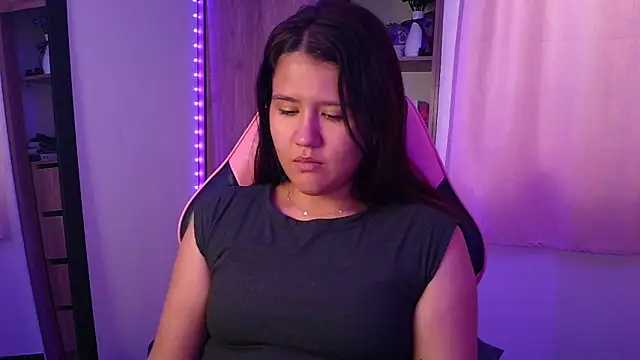 oliviawatson1 (F young) - Be my king ✨