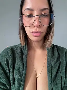 luvely_unique_ webcam