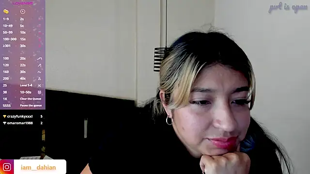 Dahiana_Dmour_ webcam