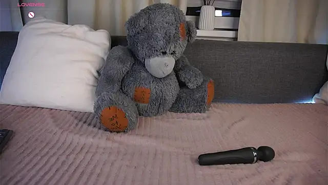 KourtneyRevira webcam