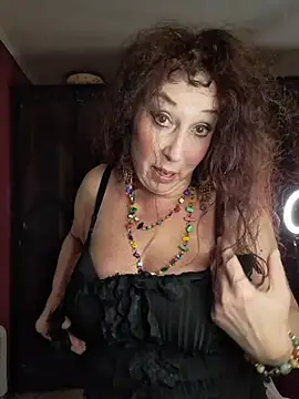 GypsyEsmeralda webcam