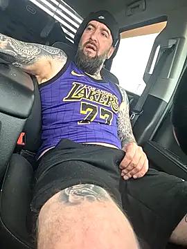 Beardedtattood webcam