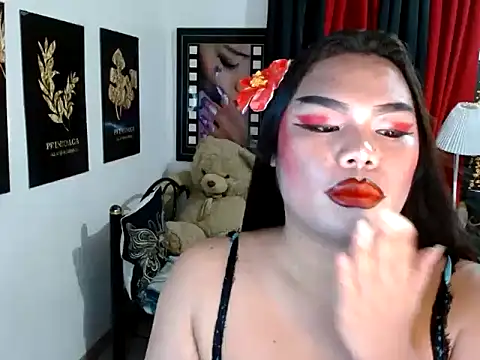 TSbrianaHugeCock webcam