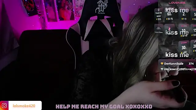 Bdsm_and_fries live sex cam