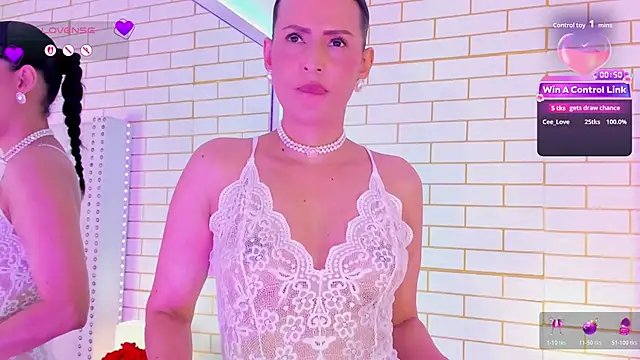 Coco_Balenciaga_ webcam