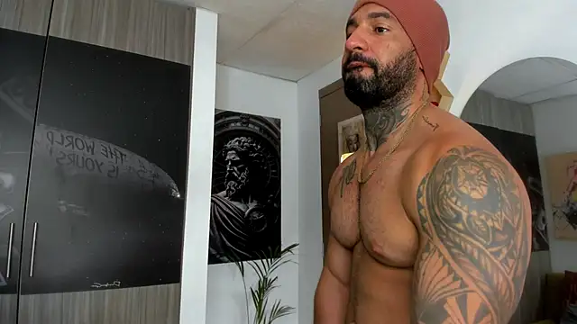 Miller_dominant webcam