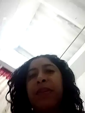 Webcam Model (hotaniani)  is live.Free join now!