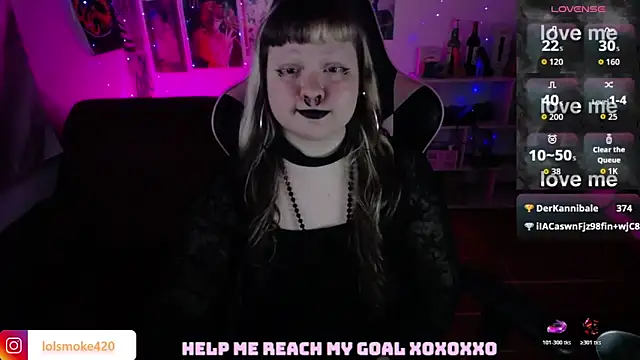 Bdsm_and_fries webcam