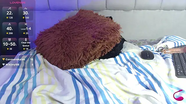 charlotte_brawn webcam