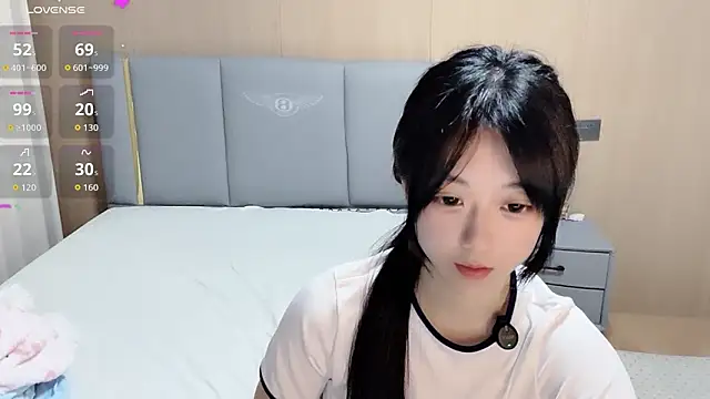 美女Yanyan39677在线直播