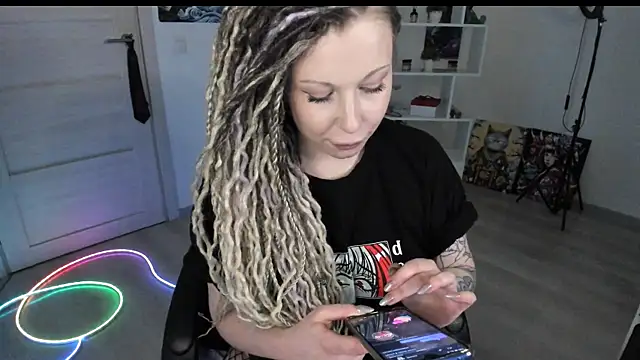 HoneySallyMoore webcam