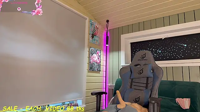 SandyChris live sex cam