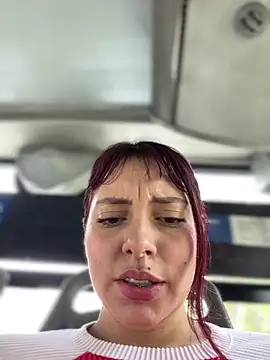 RojitasTeaseX_ webcam