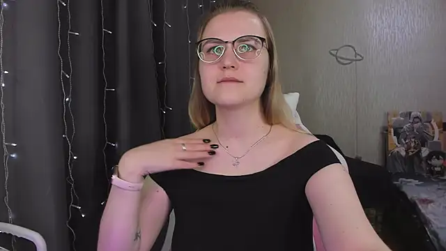 MissBrightShine webcam