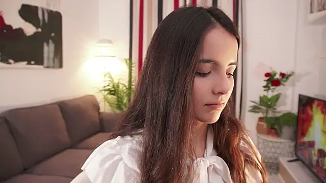 raychell_black (F young) - Shakira hot dancing