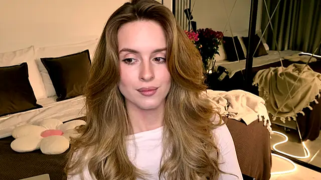 RozzitaBedberry webcam