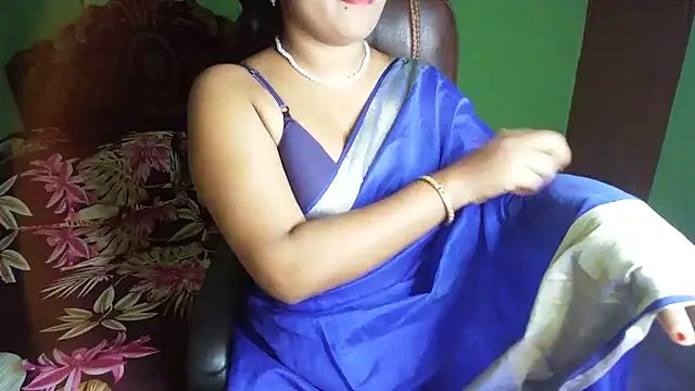 BengaliQueenStar webcam