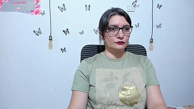 Amie_Adams82_ webcam