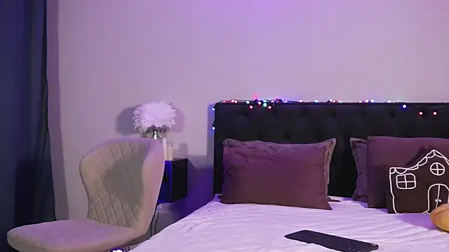 denise_garciia (F young) - Warm me up