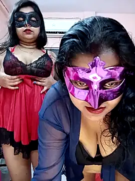 Naughty_Kayra webcam