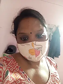 Webcam Model (CUTE-LOVE-SWEETS)  is live.Free join now!