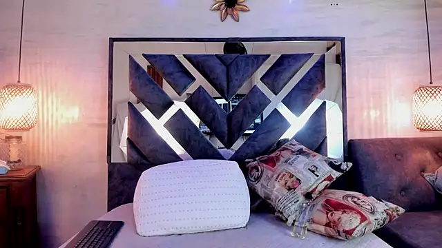 annie_vega17_ webcam