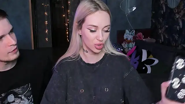 Blckmirrorr live sex cam