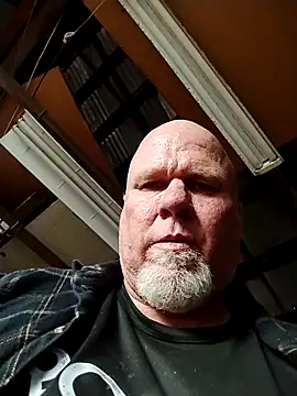 reddog833 (M mature) - Do anything for fans