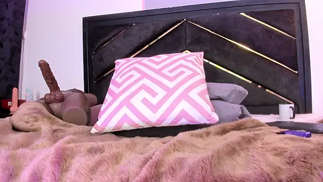 april_jones05 webcam