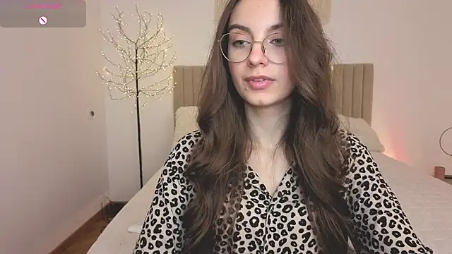 Real_cutie1 webcam