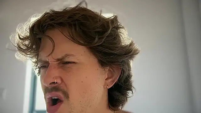 mcklister_kinky_feets webcam