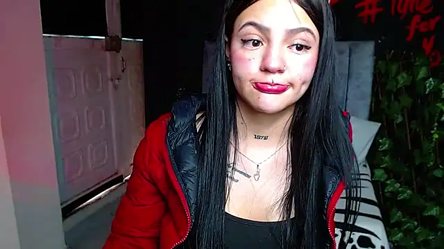 Violettasquirt webcam