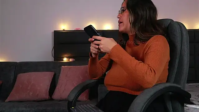 kathieandpovcock1 webcam