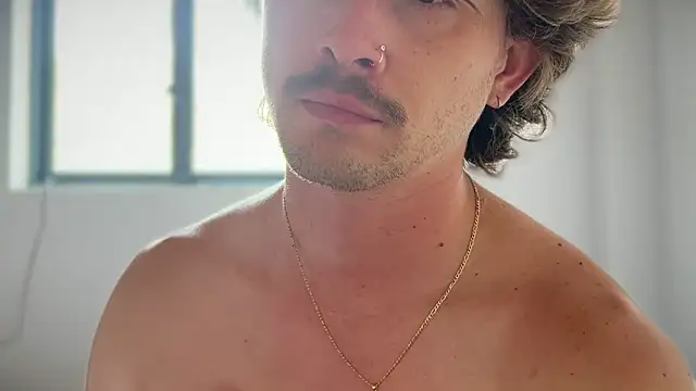 mcklister_kinky_feets webcam