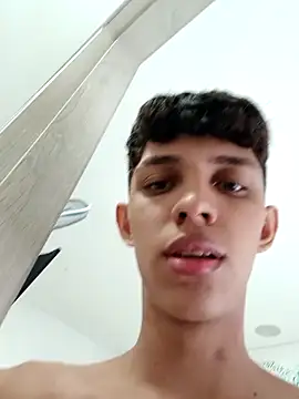 Alayn_sexy_ayes webcam