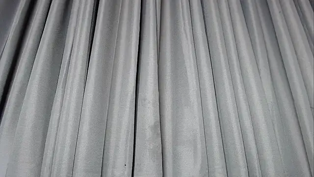 bitchy_mia (T young) - CUM WITH ME SWALLOW CUM!