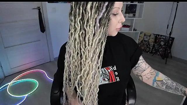 HoneySallyMoore webcam