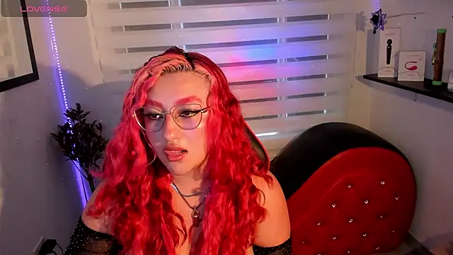 Emily_Jonesh webcam