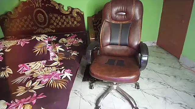 BengaliQueenStar webcam