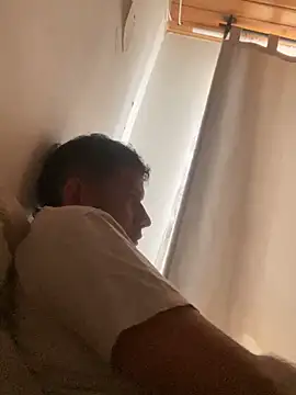 Michaell_Spinelly webcam