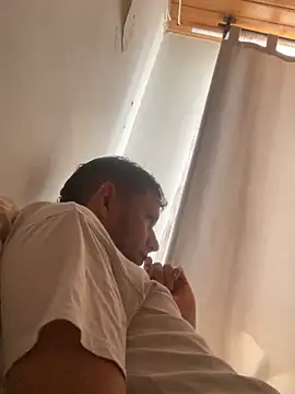 Michaell_Spinelly webcam