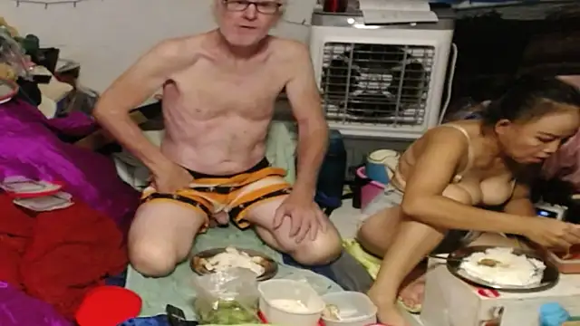 1CuteAndSexy69 webcam