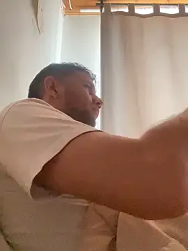 Michaell_Spinelly webcam