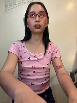 goddess_athena69 (T teen) - CUM IN PUBLIC