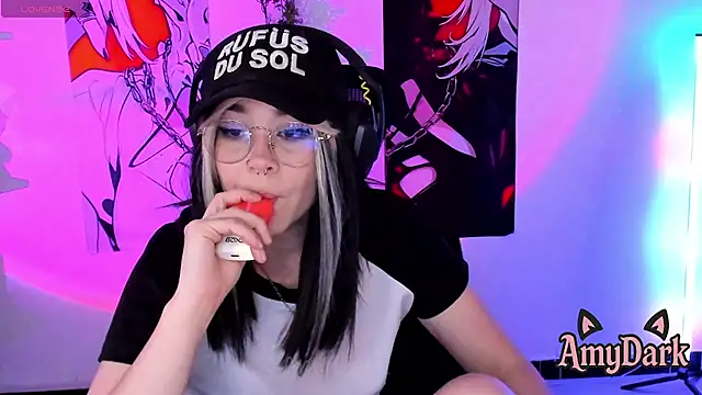 _AmyDark webcam