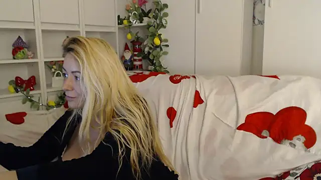 _karolynesyera_ webcam