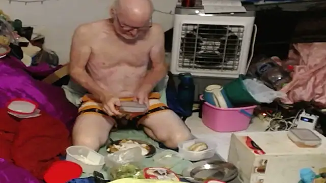 1CuteAndSexy69 webcam