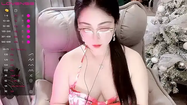 Monica-666888- webcam